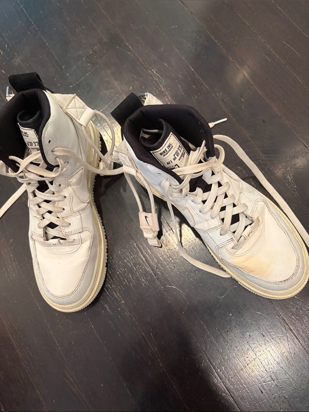 Nike women’s Air Force 1 High-Top Sneakers